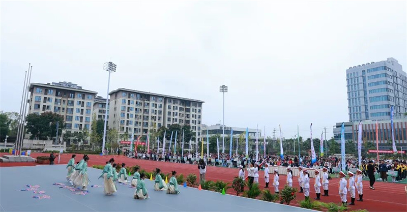 邛崃市第八届青少年“快乐之星”风筝比赛燃情开赛