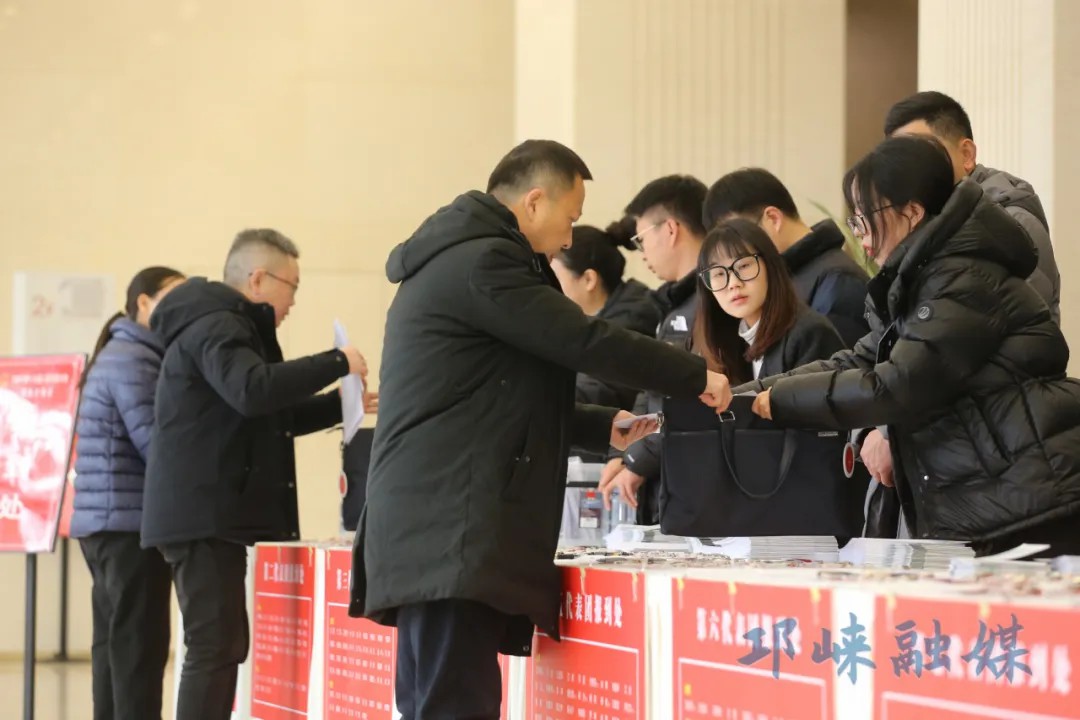 携民意，传民声，聚共识！市人大代表向大会报到