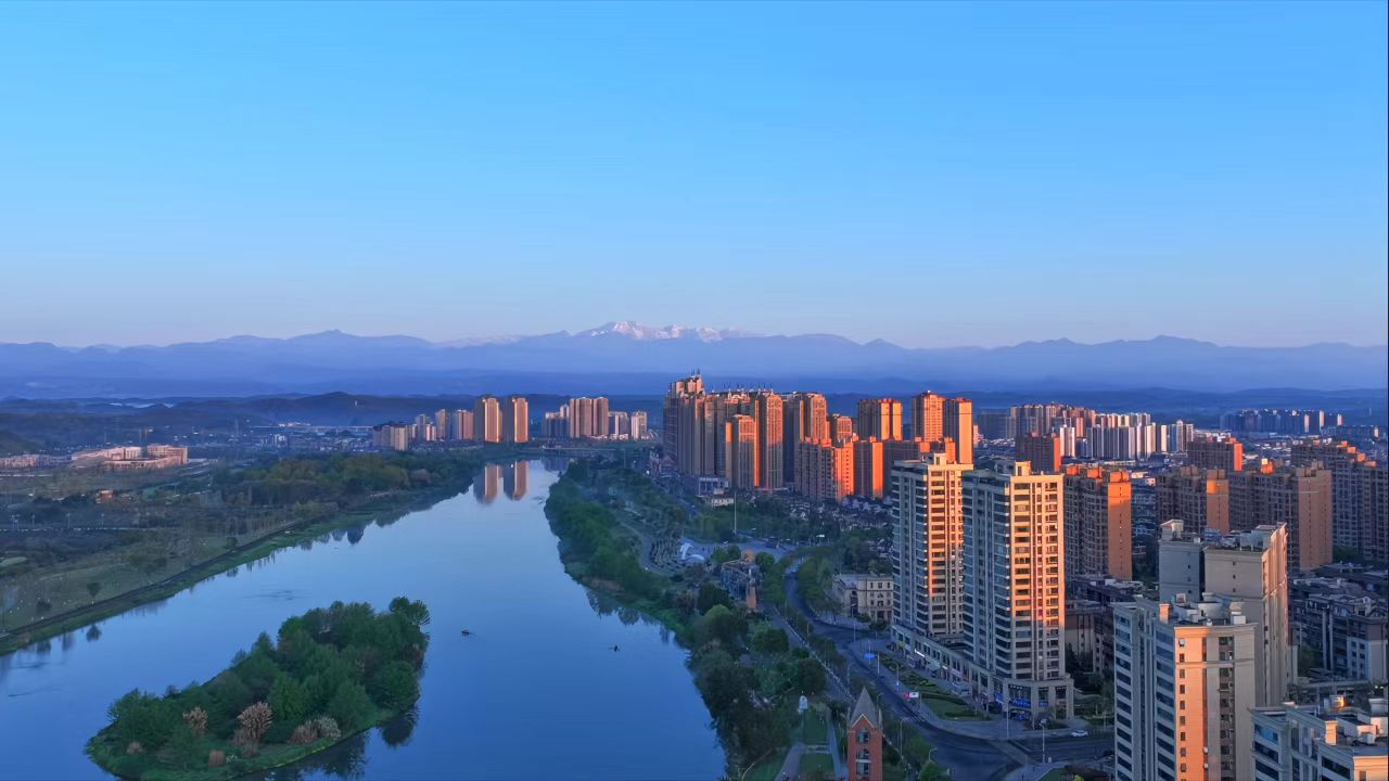 邛崃市委书记刘刚：以“近悦远来”的营城理念 加快培育打造成都市域副中心丨读书班学习笔记