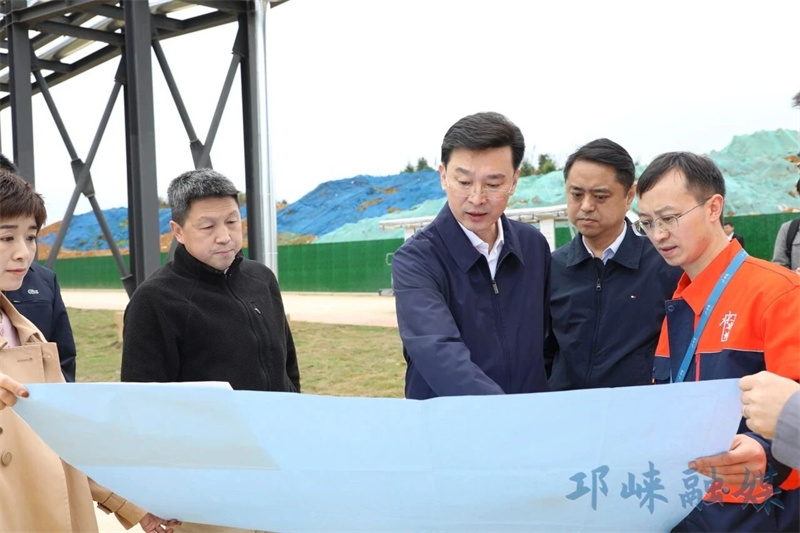 邵革军到邛崃调研