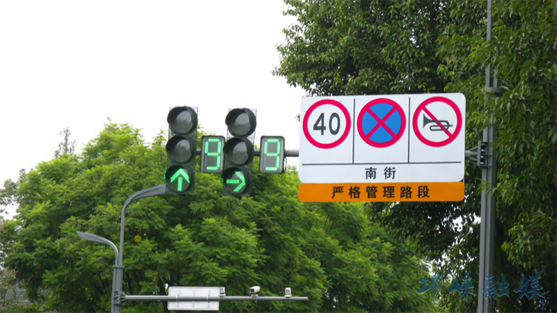 全域规范交通秩序，邛崃25条道路启动交通严管新模式